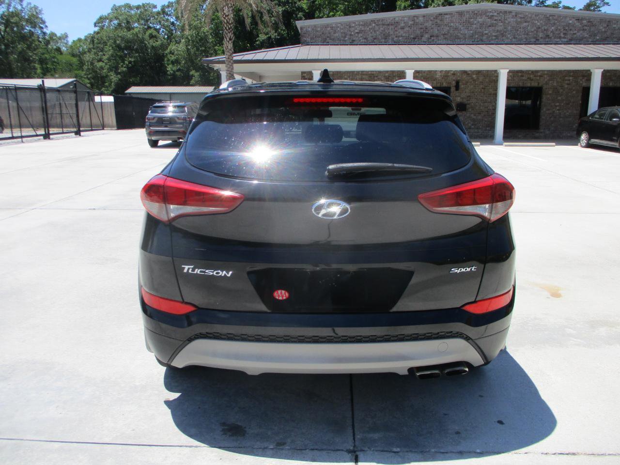 Used 2018 Hyundai Tucson Sport FWD image 25