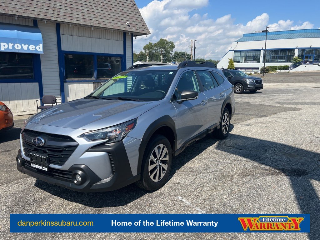 Used 2024 Subaru Outback 2.5i