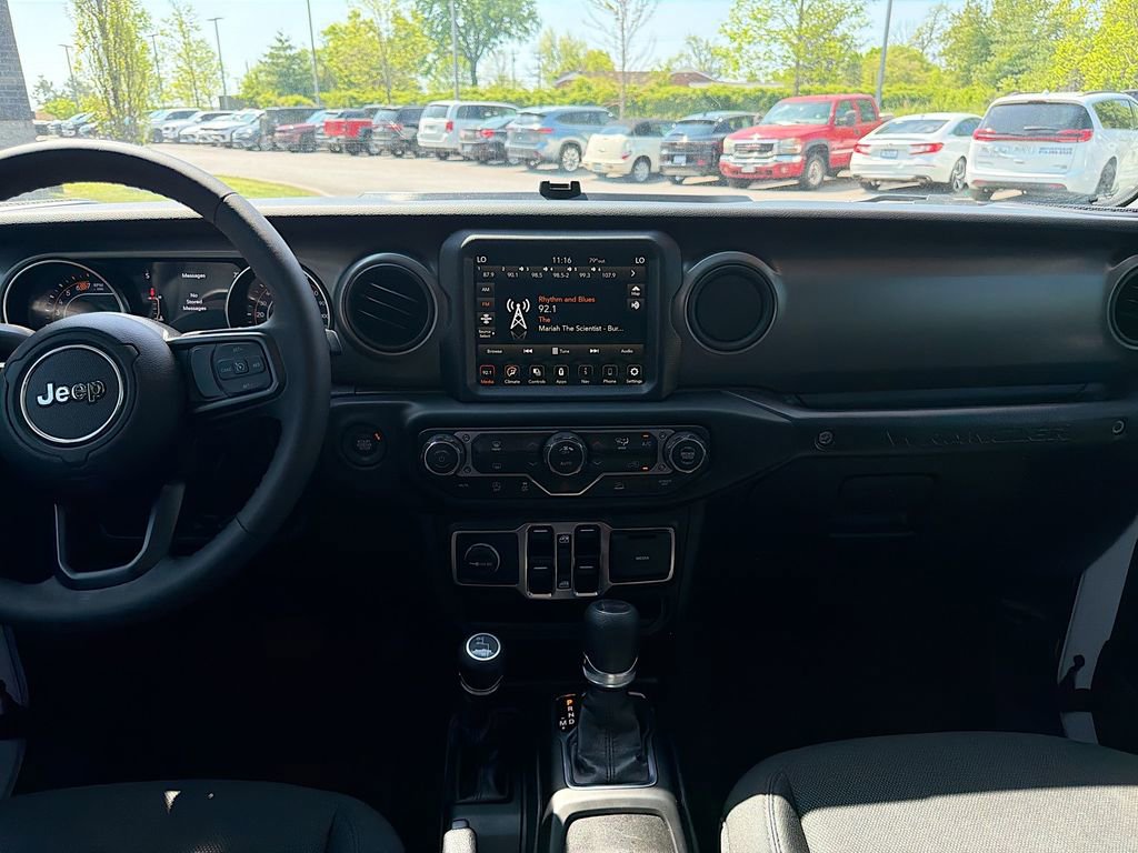 Used 2023 Jeep Wrangler Sport S image 18