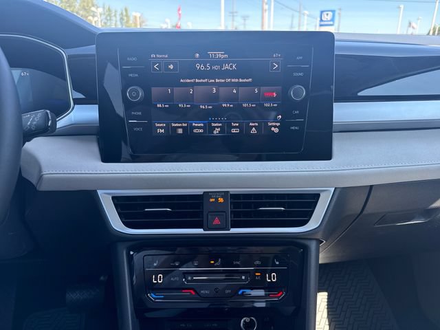 New 2026 Volkswagen Taos SE AWD/4WD image 19