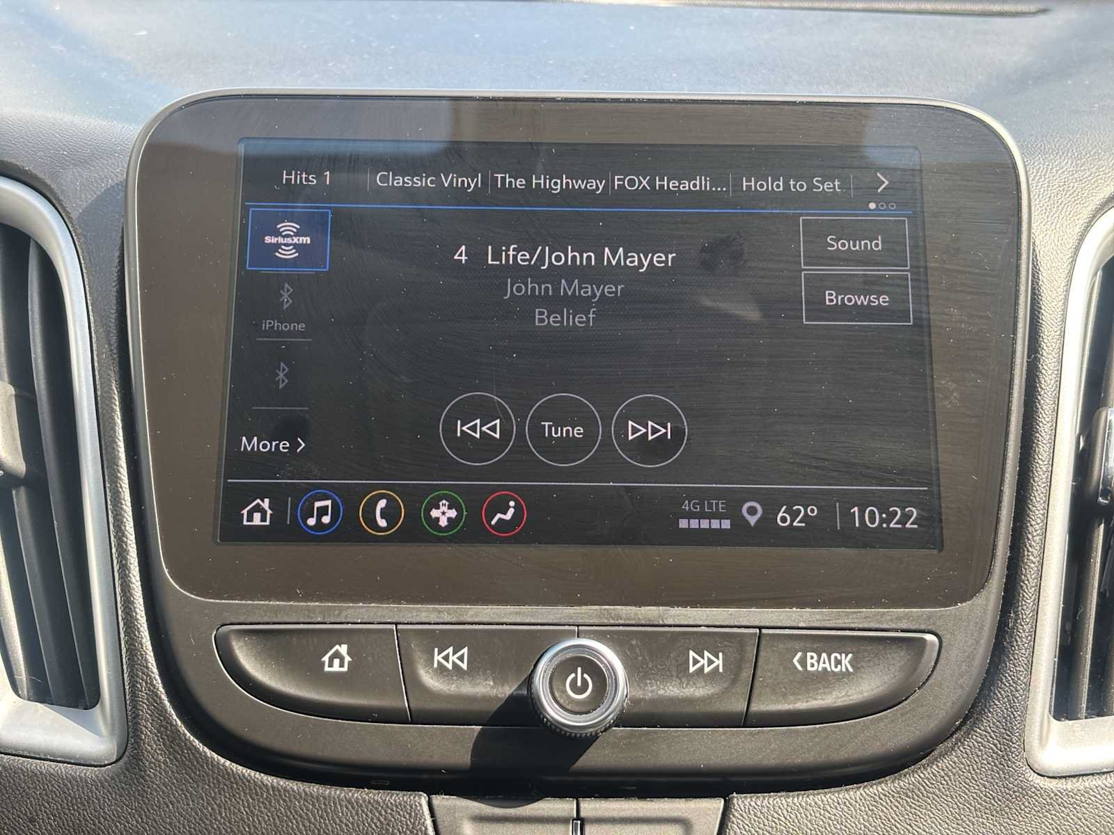 Used 2024 Chevrolet Malibu LT FWD image 16