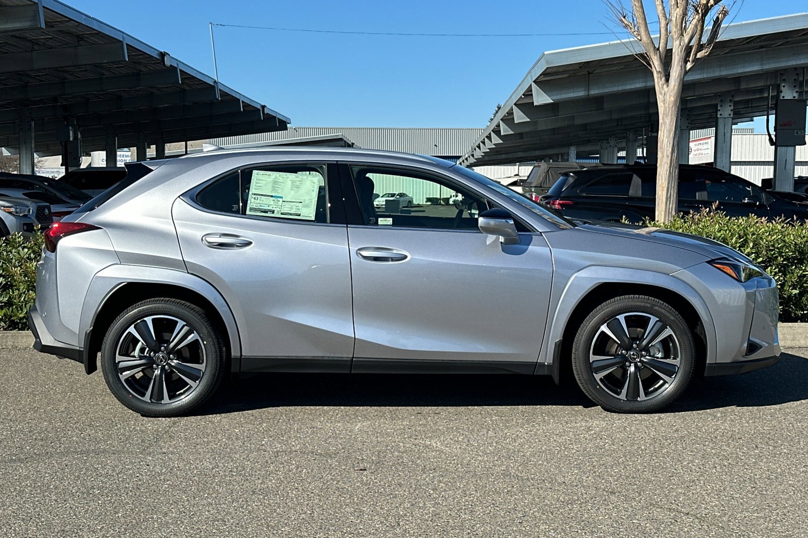 New 2026 Lexus UX 300h FWD image 3