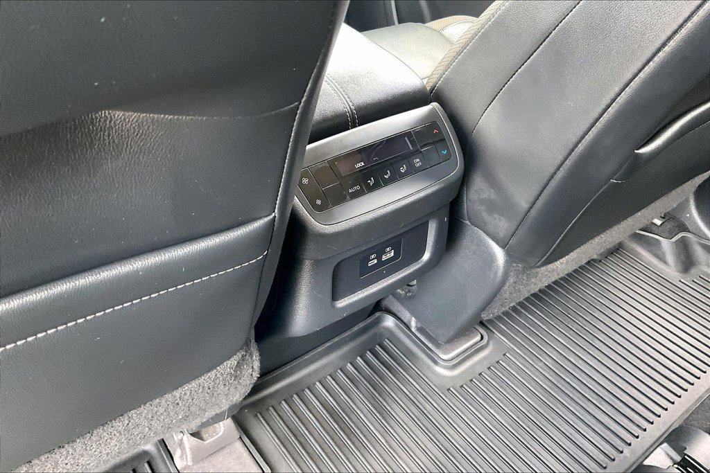 Used 2022 Nissan Pathfinder SL FWD image 10