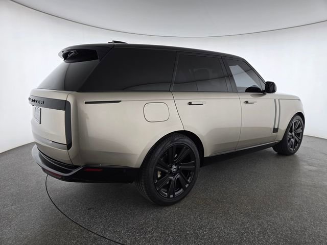 Certified 2023 Land Rover Range Rover SE AWD/4WD image 2