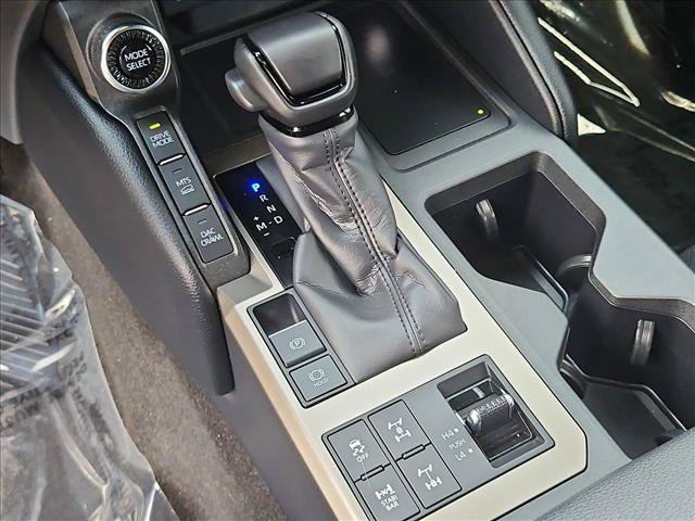 Certified 2025 Toyota Land Cruiser w/ Premium Package AWD/4WD image 18
