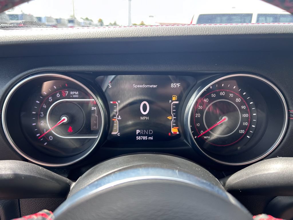 Used 2020 Jeep Gladiator Rubicon w/ Advanced Safety Group AWD/4WD image 33
