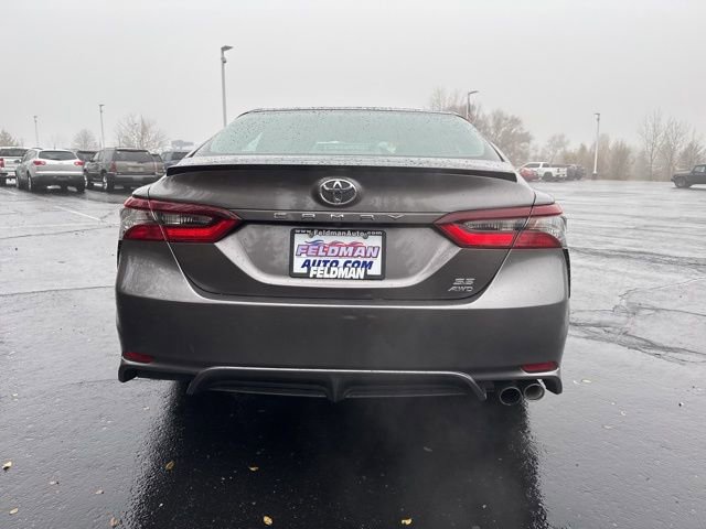 Used 2024 Toyota Camry SE image 6