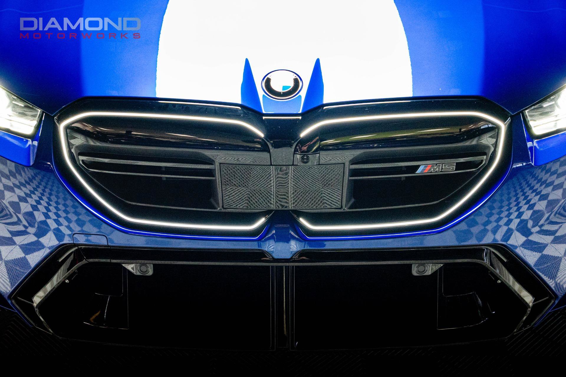 Used 2025 BMW M5 w/ Carbon Package image 77