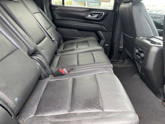 Used 2023 Chevrolet Suburban LT RWD image 15