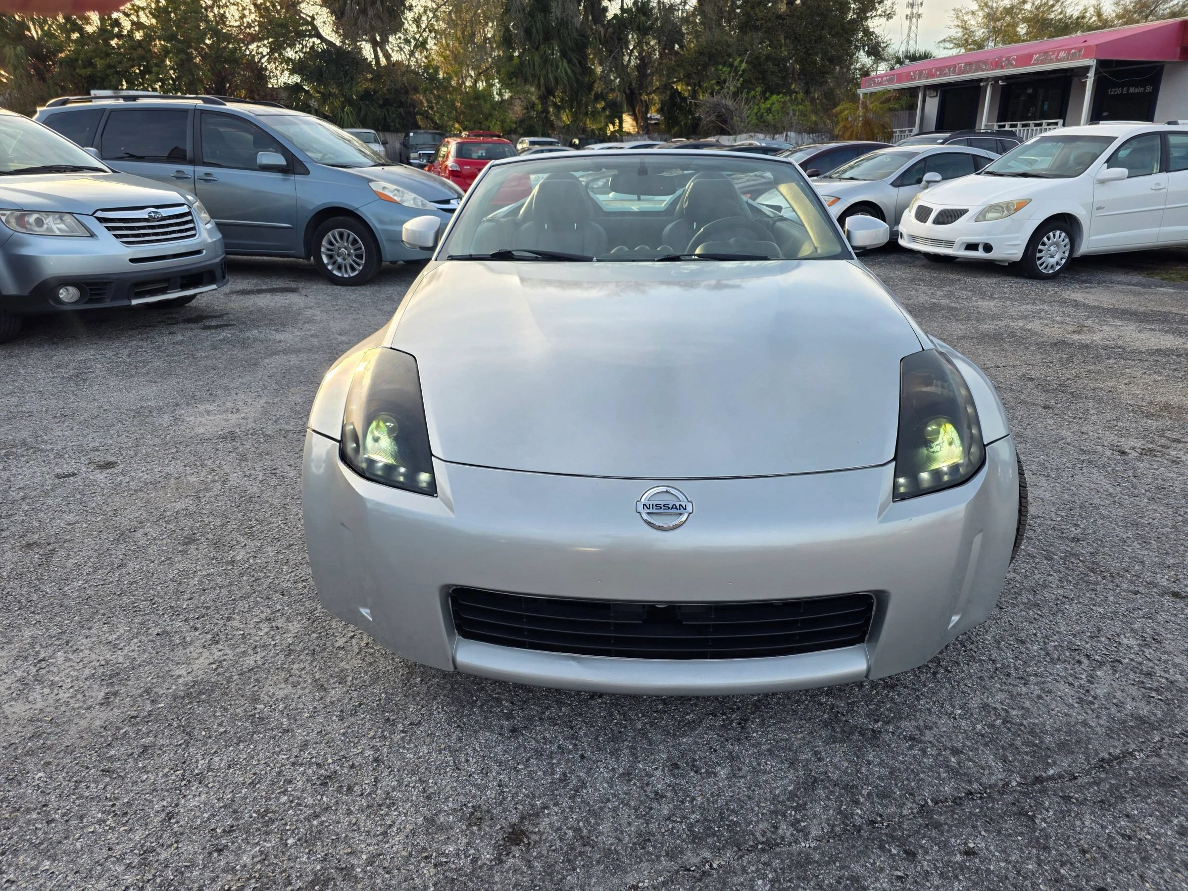 Used 2007 Nissan 350Z Enthusiast RWD image 2