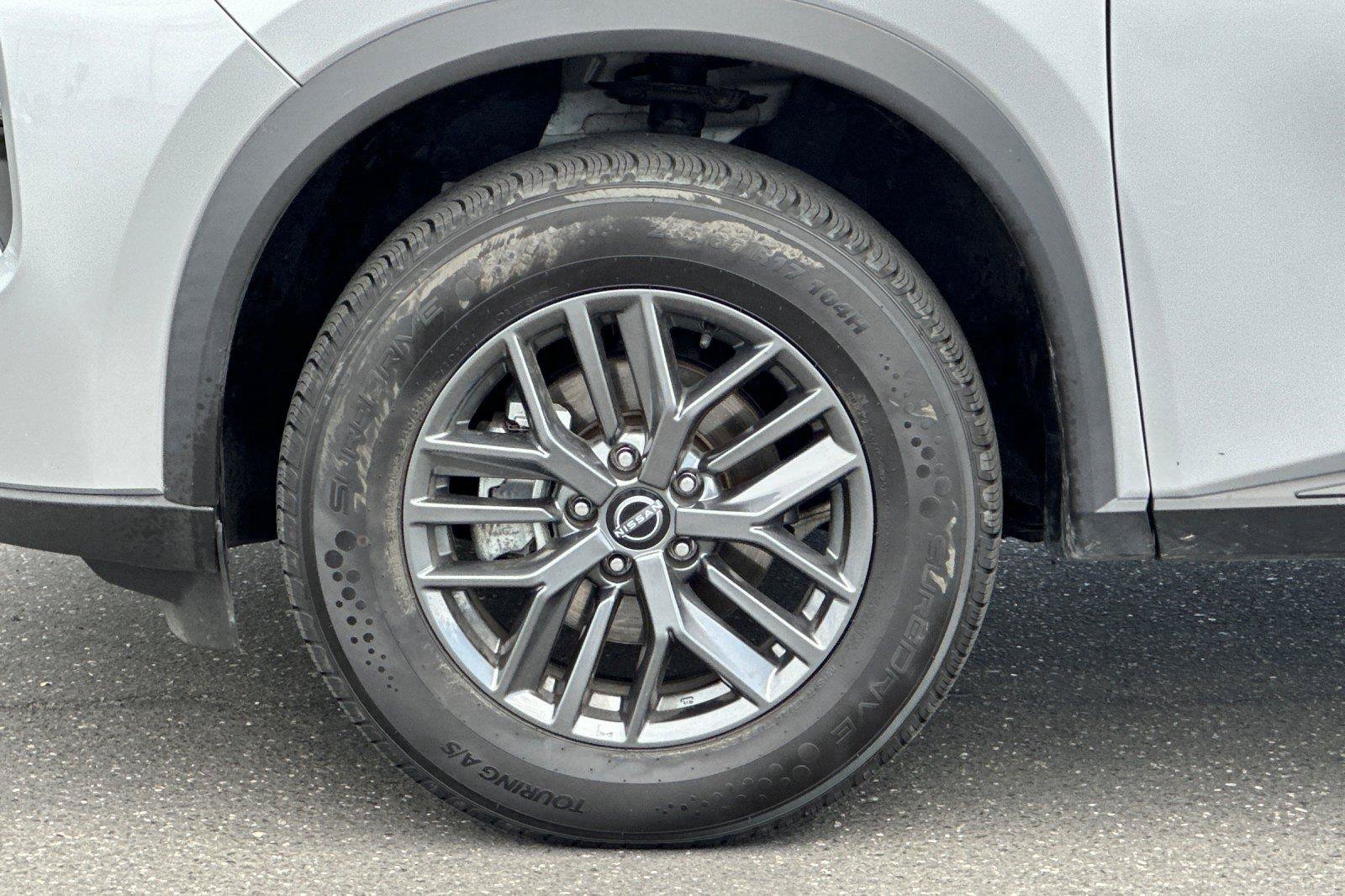 Certified 2024 Nissan Rogue S FWD image 26