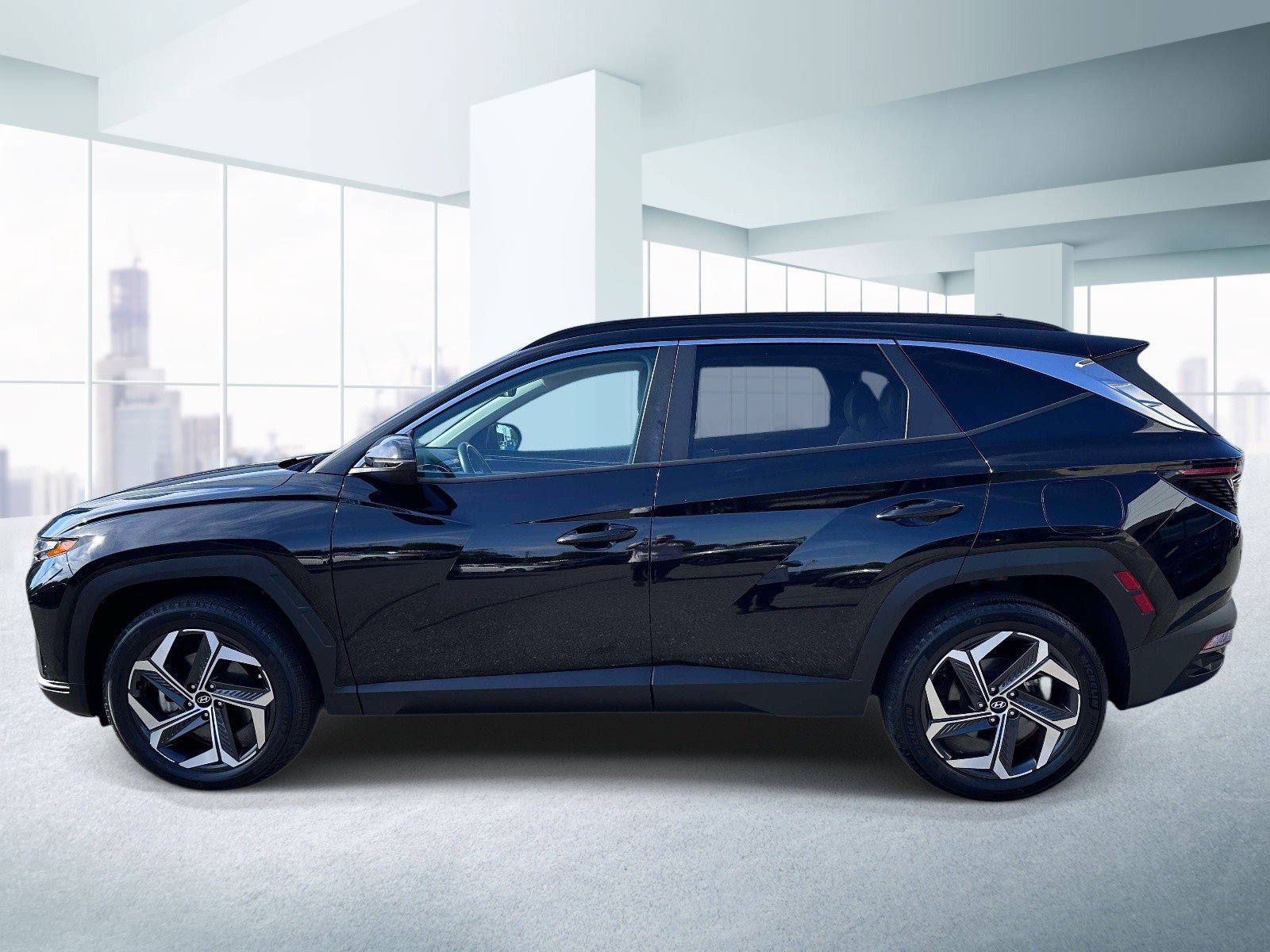 Used 2023 Hyundai Tucson SEL w/ Convenience Package AWD/4WD image 2