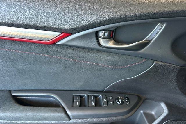 Used 2019 Honda Civic Type R image 12