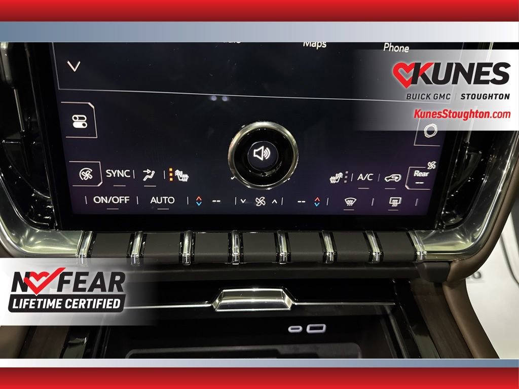 Used 2025 GMC Yukon XL Denali Ultimate AWD/4WD image 36