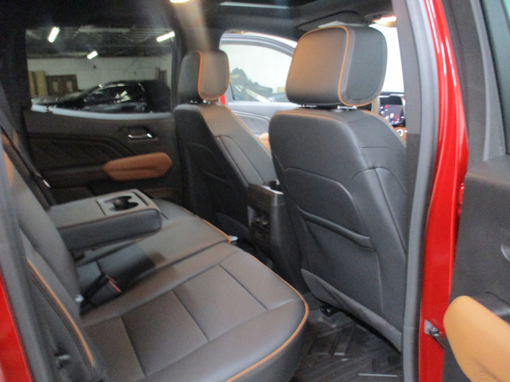 New 2026 GMC Canyon AT4 w/ Technology Plus Package image 19