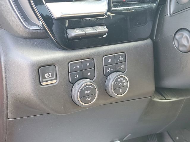 Used 2025 Chevrolet Silverado 1500 High Country image 9