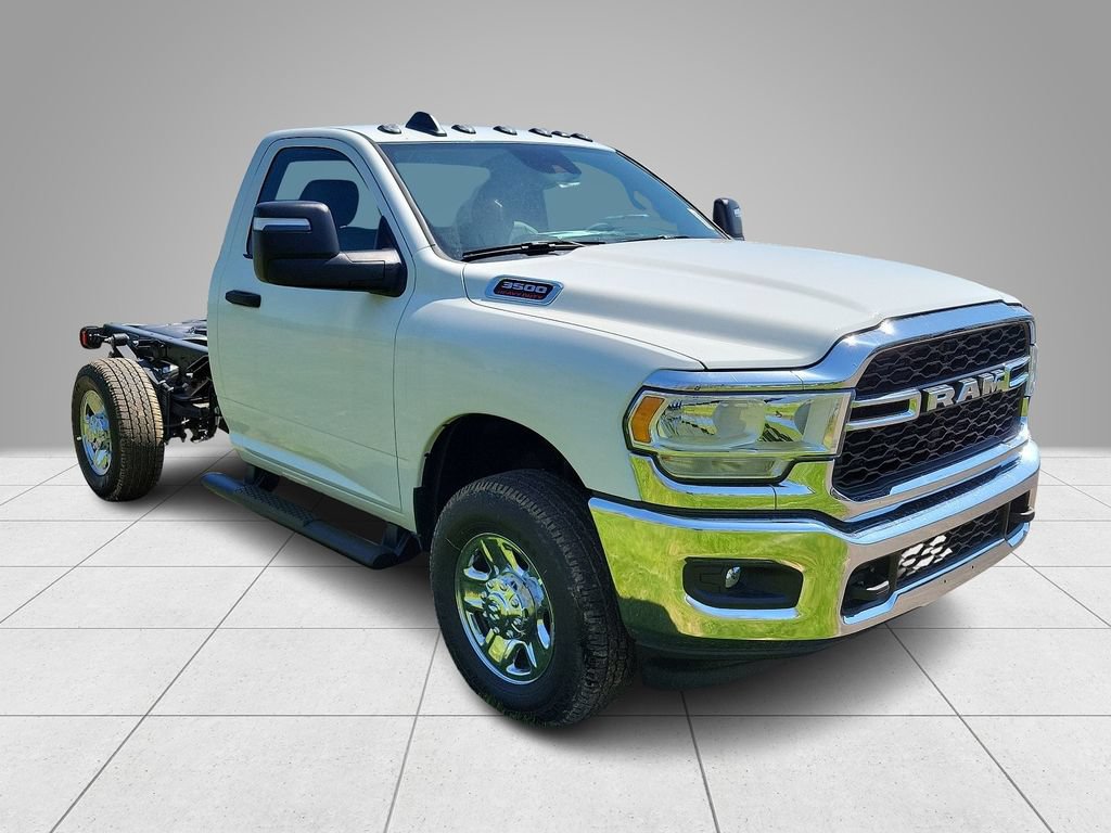 New 2024 RAM 3500 Tradesman w/ Safety Group AWD/4WD image 3