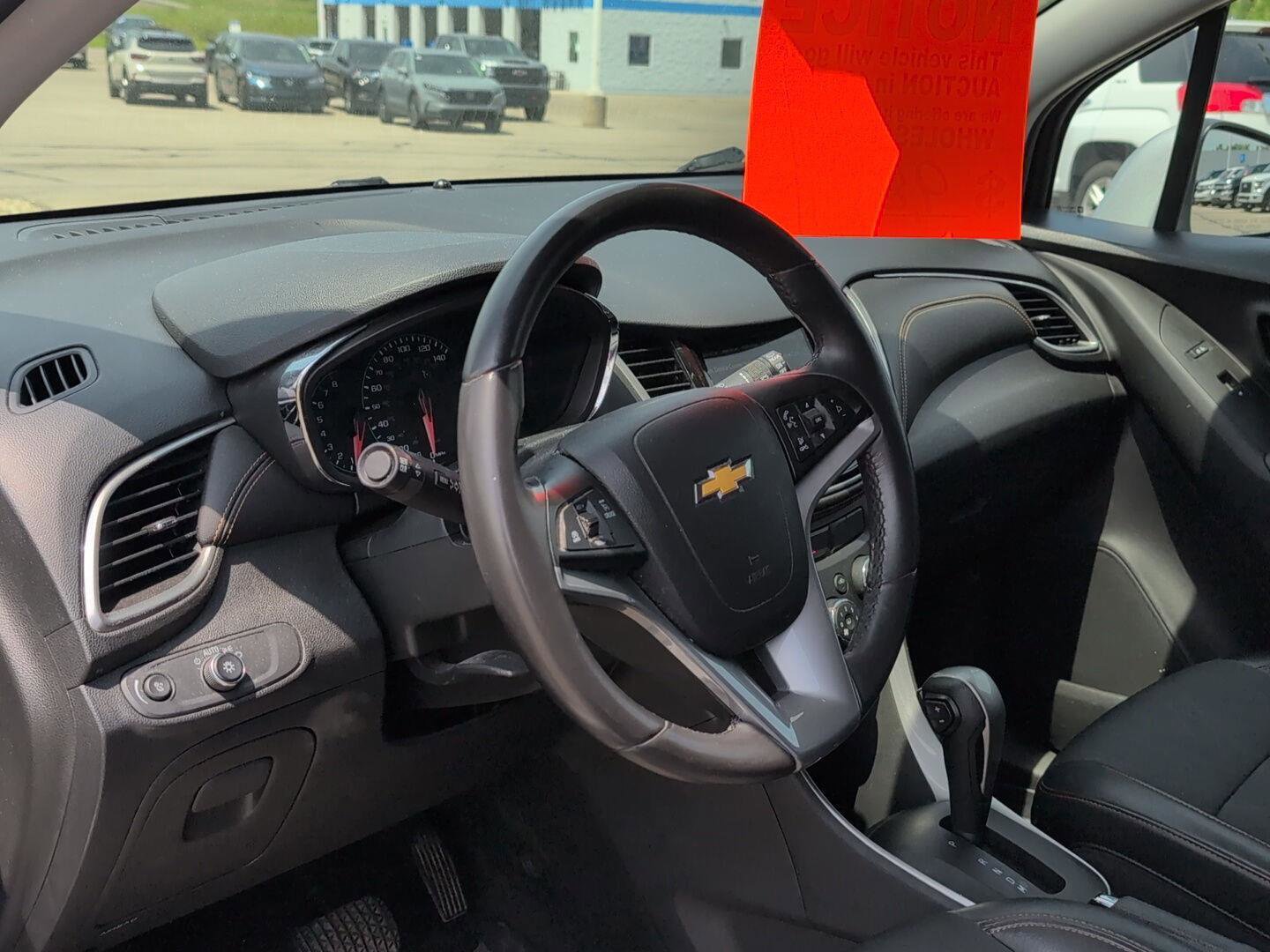 Used 2018 Chevrolet Trax LT w/ LT Convenience Package AWD/4WD image 18