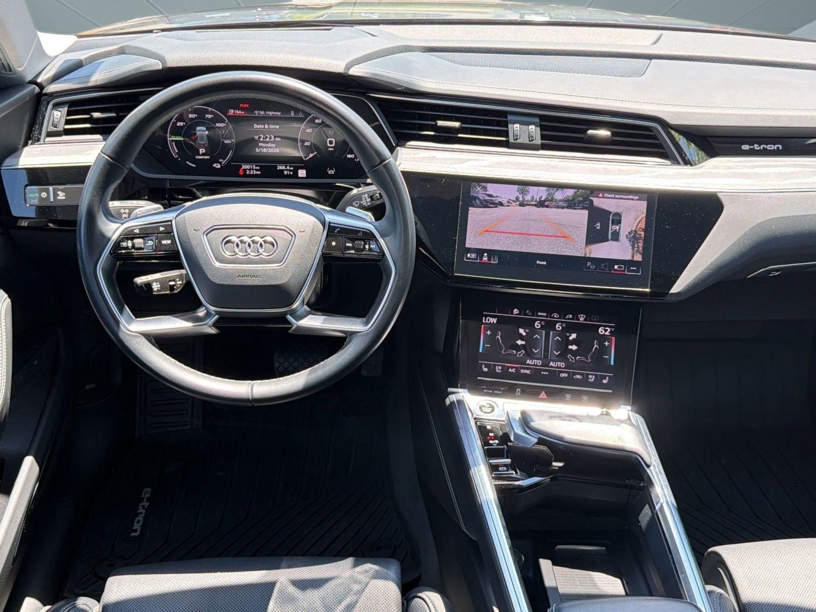 Used 2024 Audi Q8 e-tron Prestige AWD/4WD image 28