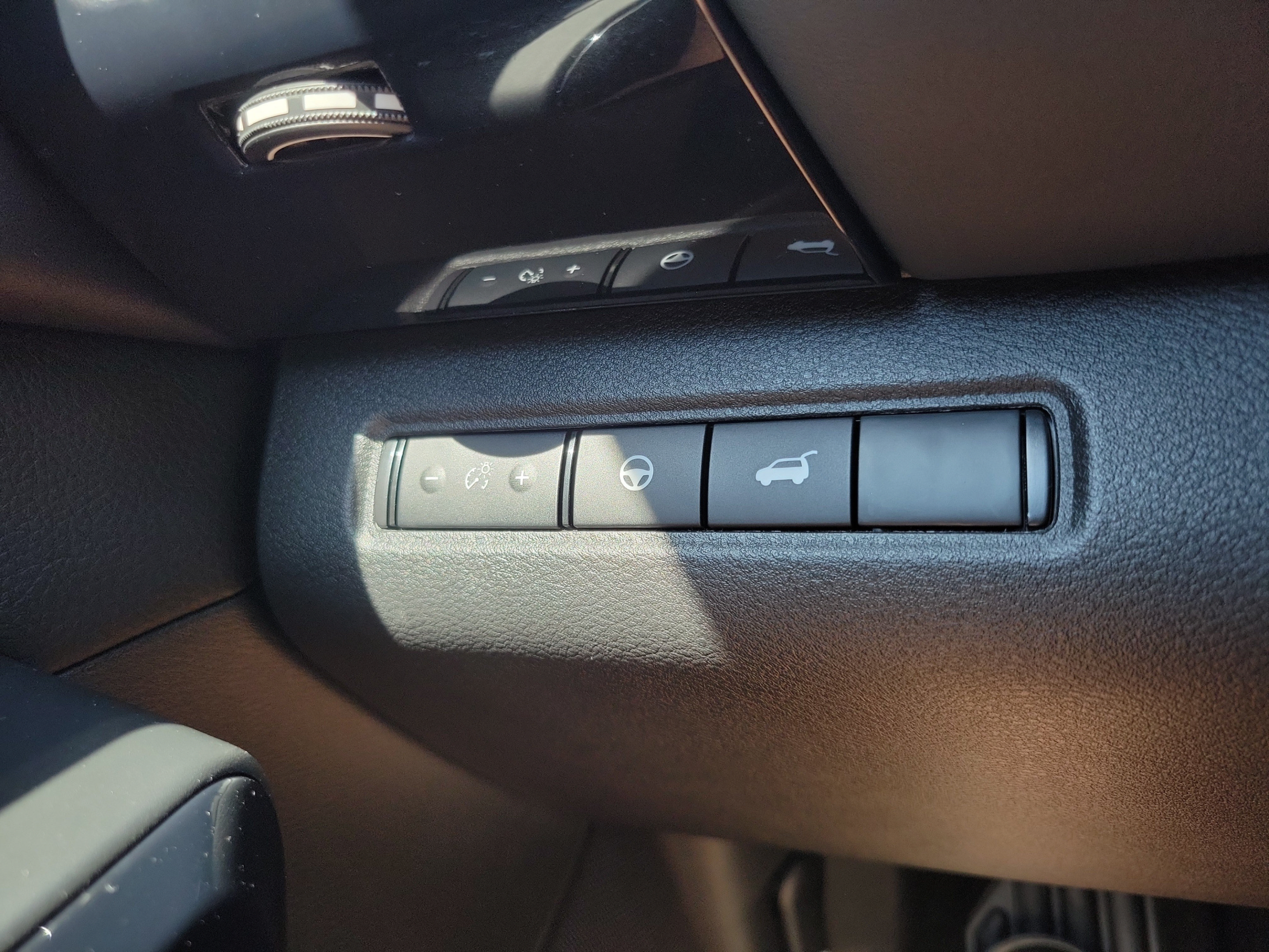 New 2026 Nissan Pathfinder SV FWD image 19
