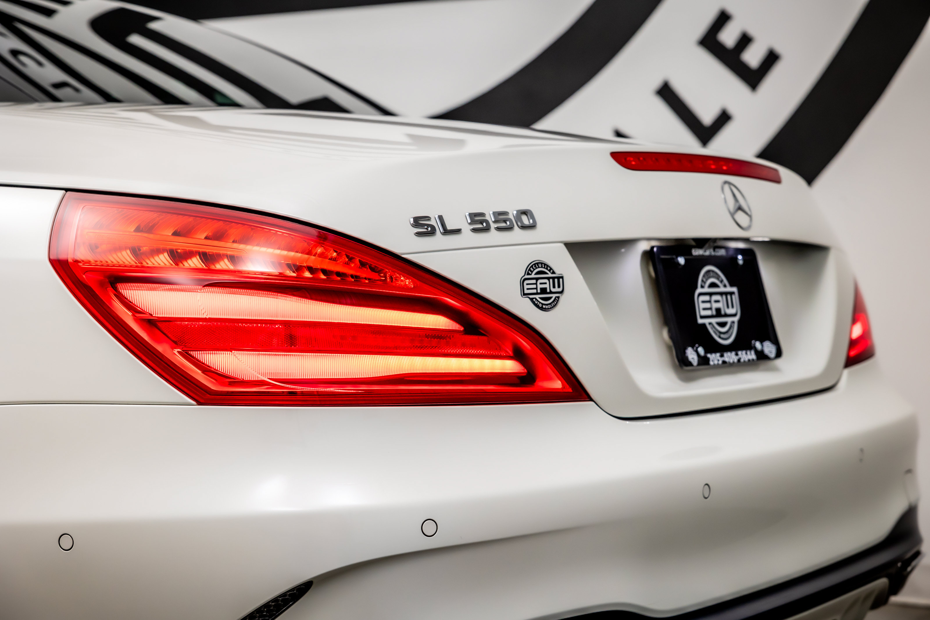 Used 2020 Mercedes-Benz SL 550 image 12