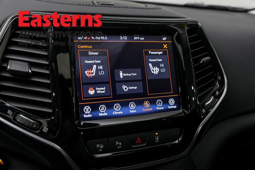 Used 2021 Jeep Cherokee Limited image 19