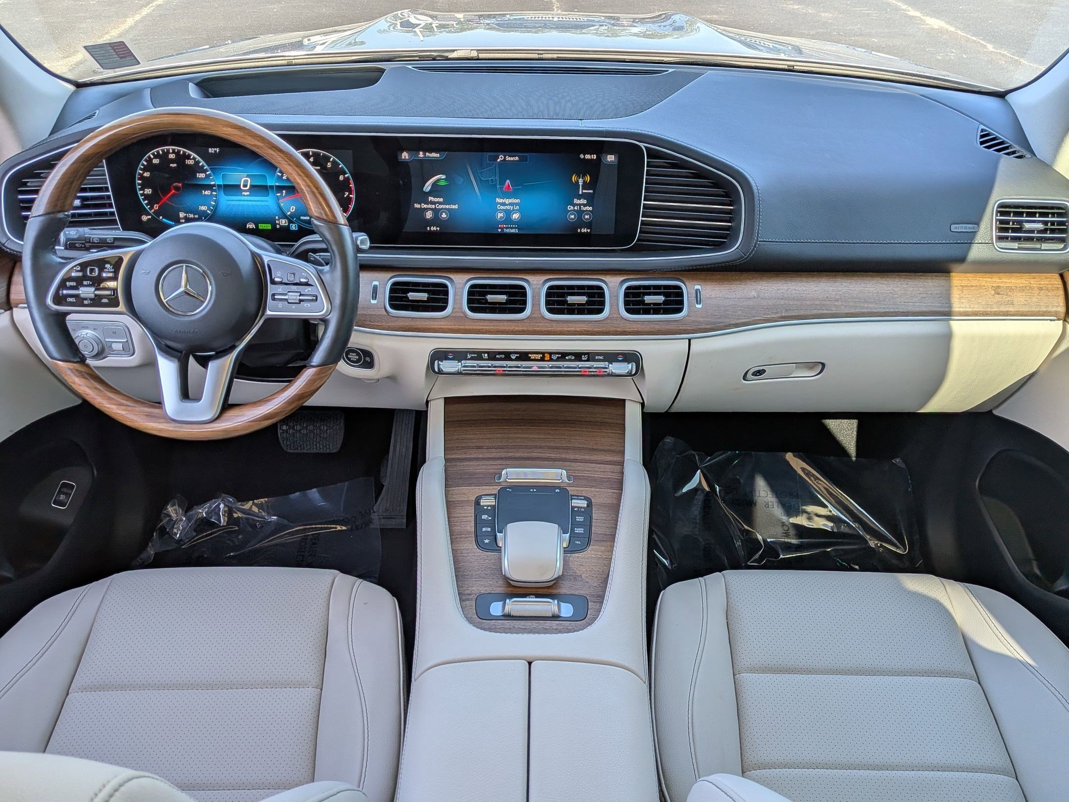Used 2023 Mercedes-Benz GLS 450 4MATIC image 31