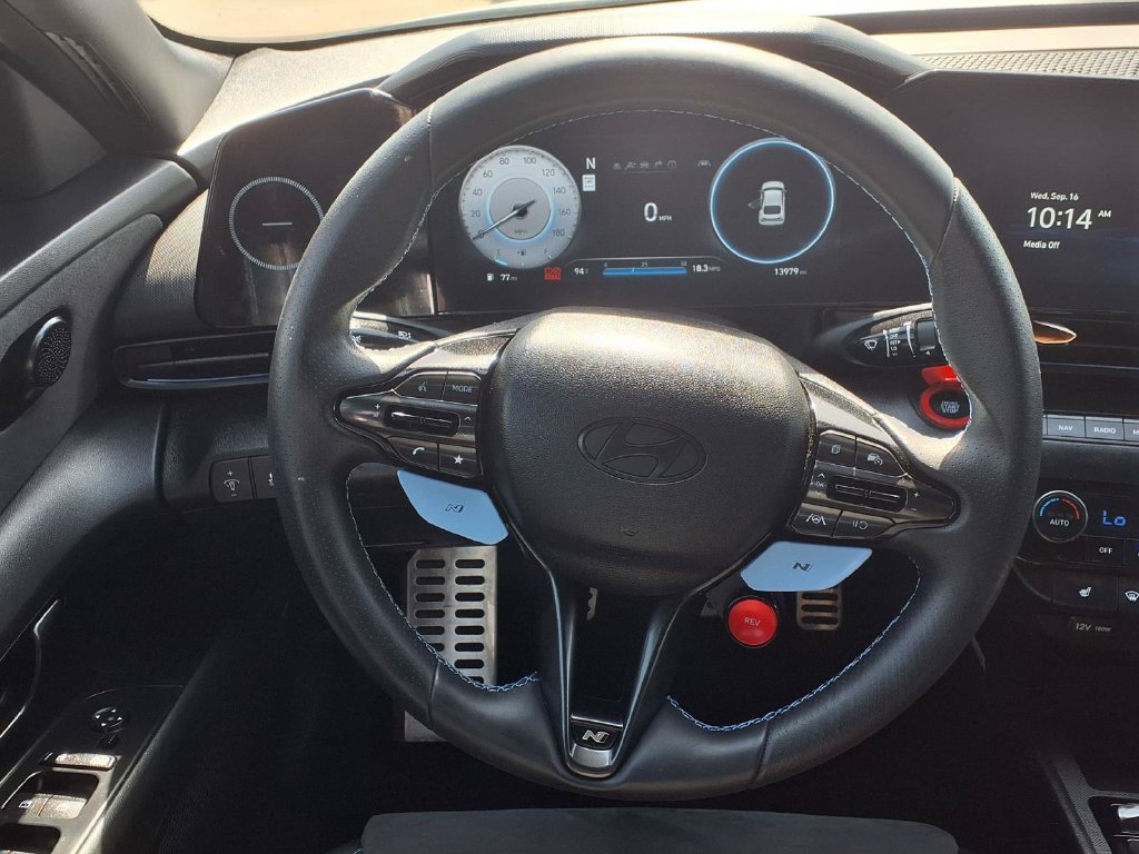 Used 2025 Hyundai Elantra N FWD image 21