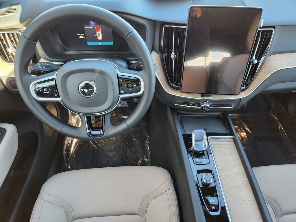 New 2026 Volvo XC60 B5 Plus w/ Protection Package Premier image 3