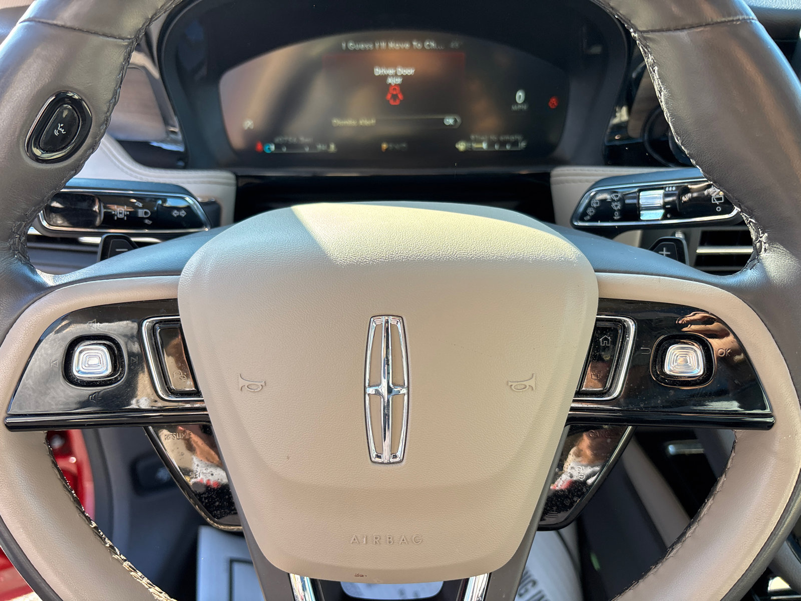 Certified 2022 Lincoln Corsair Reserve w/ Equipment Group 201A AWD/4WD image 16