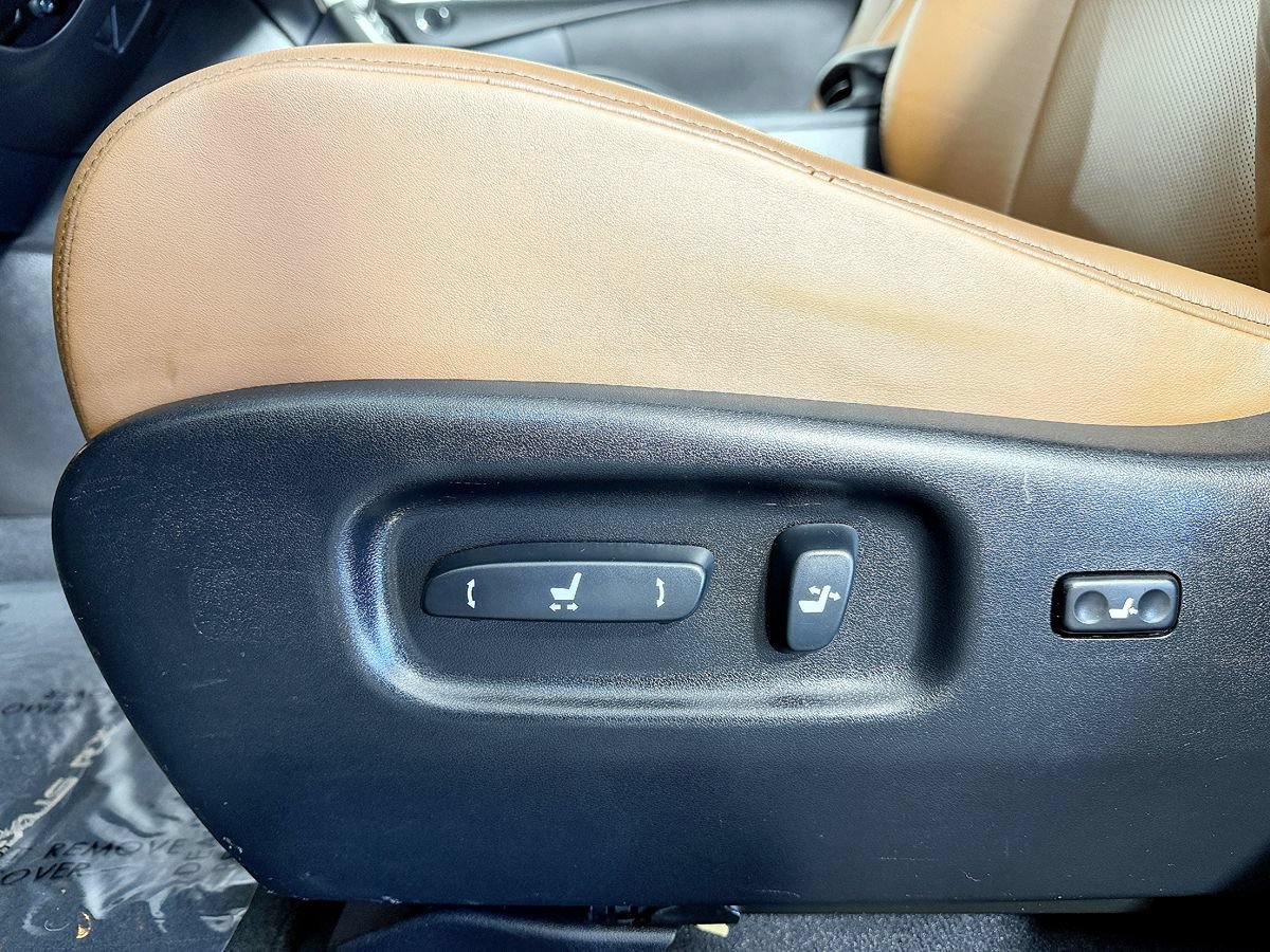 Used 2015 Lexus RX 450h AWD image 31