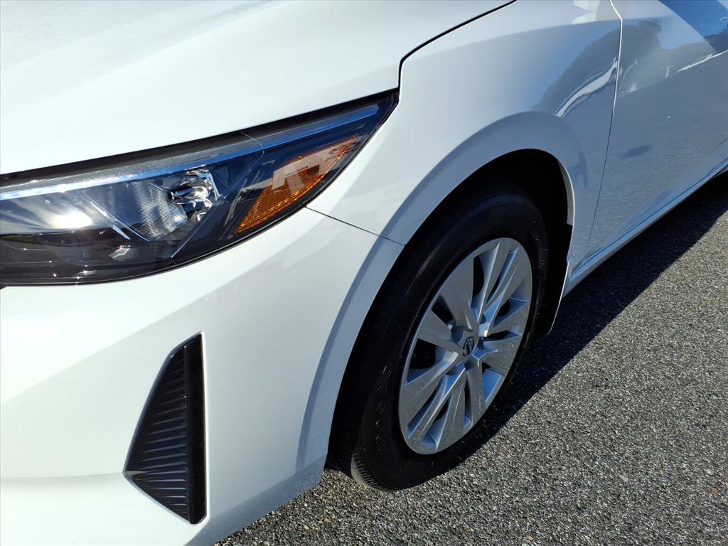 Used 2025 Nissan Sentra S FWD image 8
