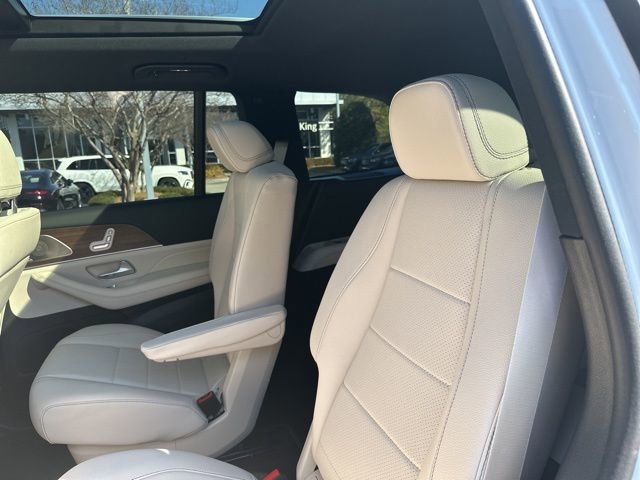 Certified 2025 Mercedes-Benz GLS 450 4MATIC image 23