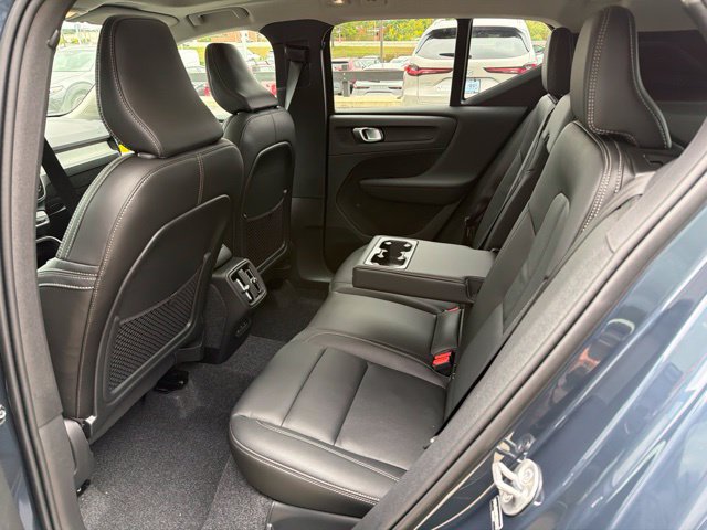 New 2026 Volvo XC40 B5 Ultra w/ Protection Package Premier AWD/4WD image 7