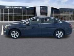Used 2022 Chevrolet Malibu LT FWD image 4