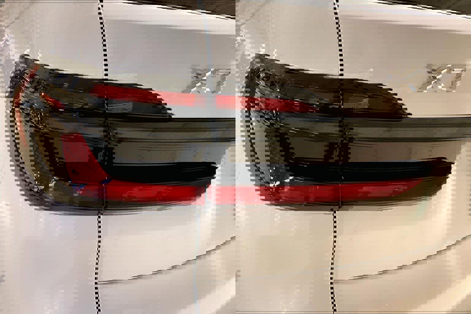 New 2026 BMW X7 xDrive40i w/ Executive Package image 14