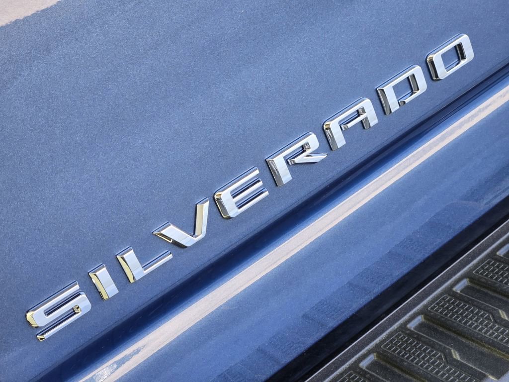 Used 2025 Chevrolet Silverado 2500 LT w/ Texas Edition image 13