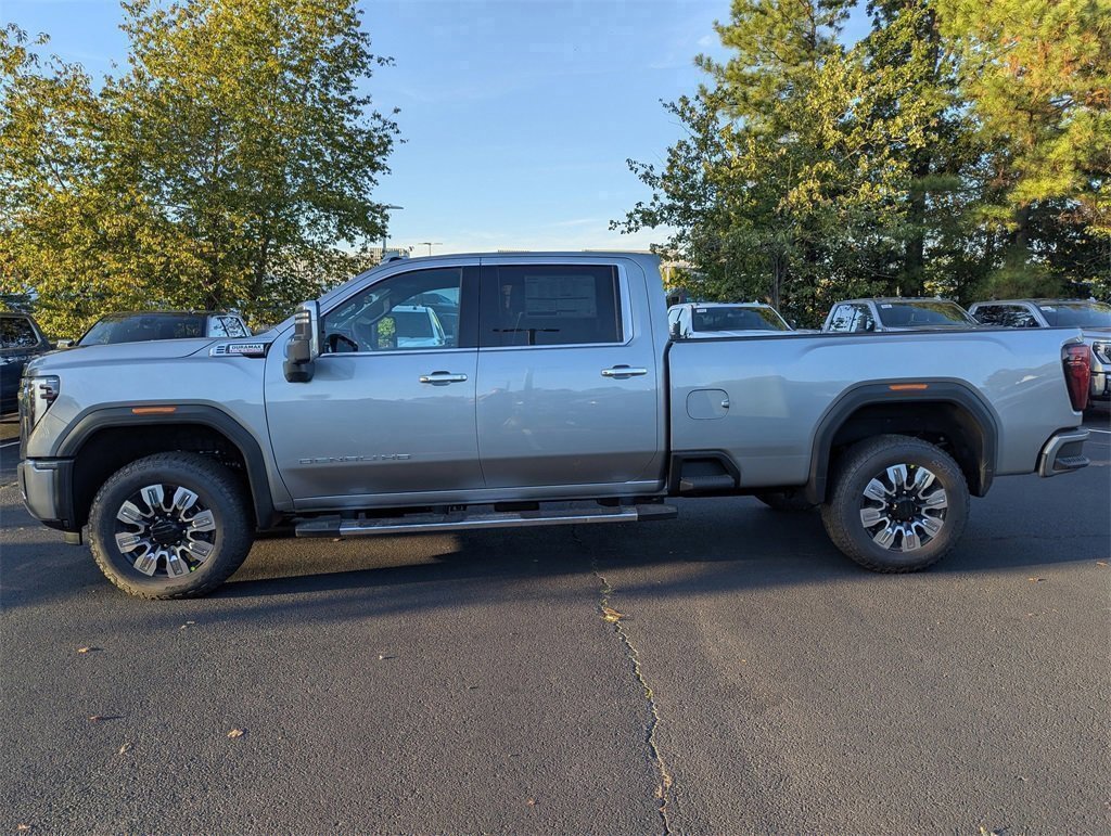 New 2026 GMC Sierra 2500 Denali w/ Denali Reserve Package image 5
