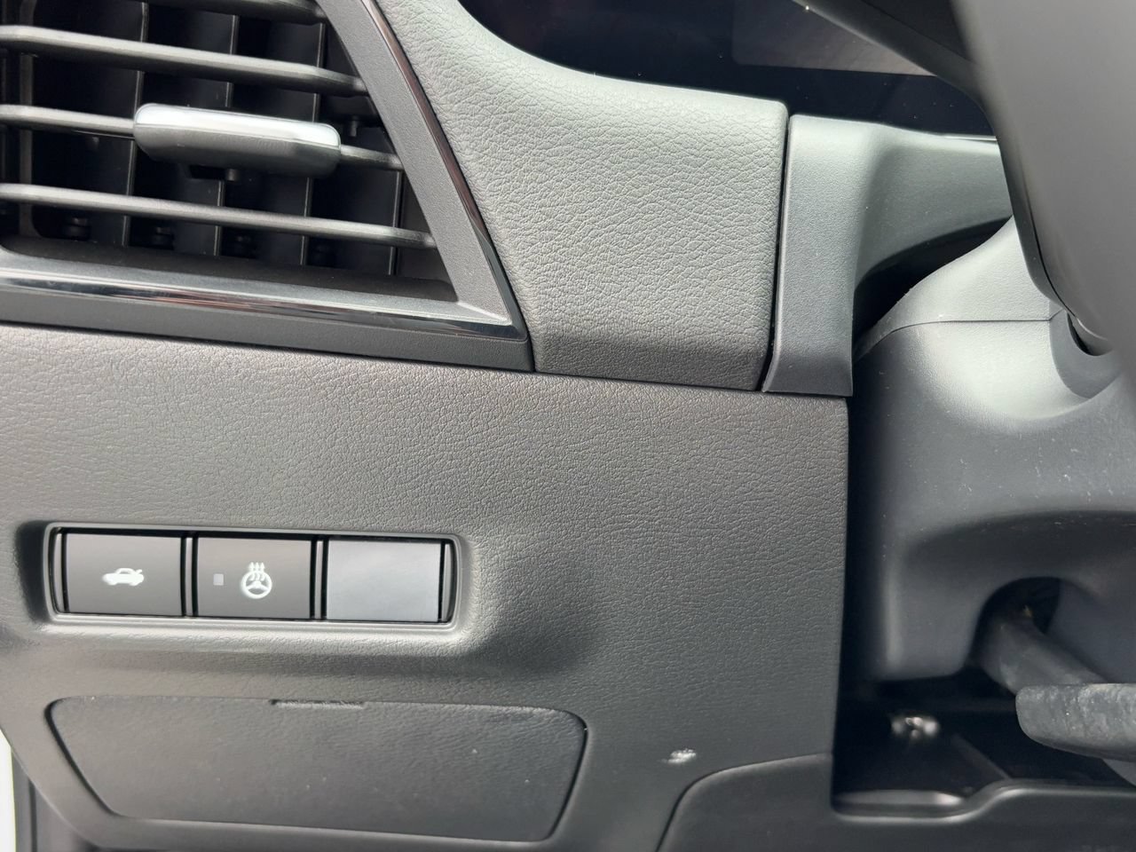 New 2026 Nissan Sentra SV w/ SV Convenience Package FWD image 28