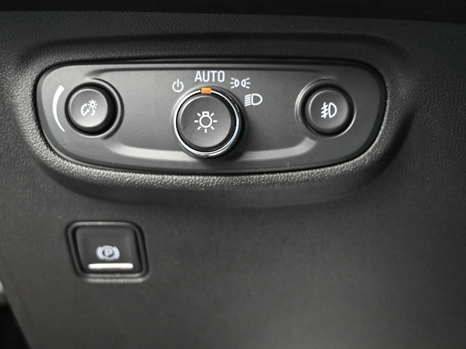 Used 2022 GMC Terrain SLT w/ Infotainment Package II image 10