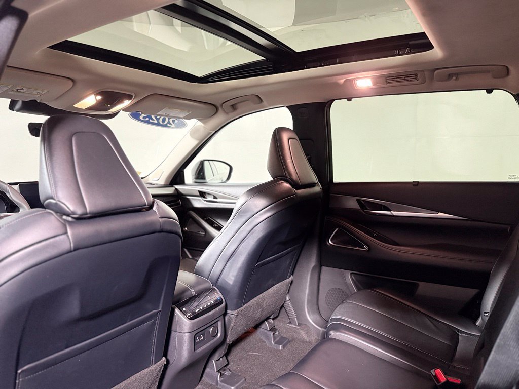 Used 2023 INFINITI QX60 Luxe w/ Performance Audio Package AWD/4WD image 22