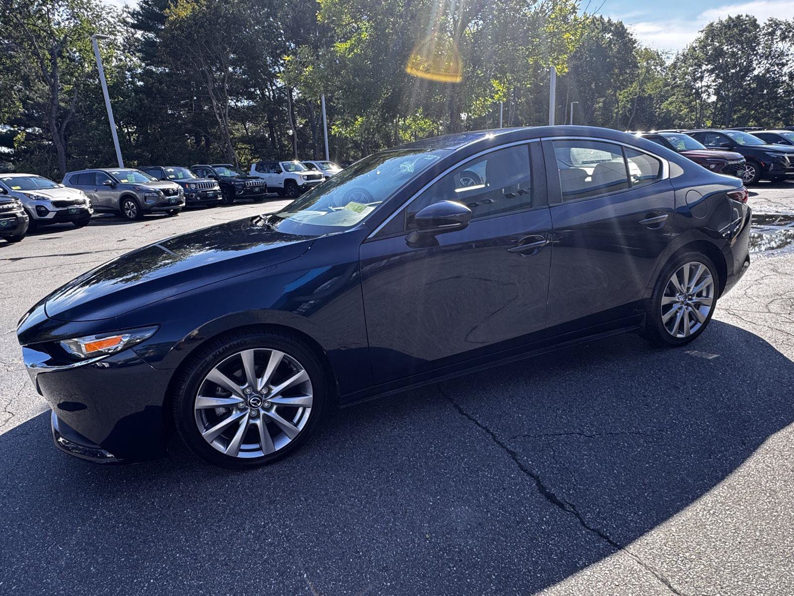 Used 2020 MAZDA MAZDA3 AWD Sedan w/ Select Package image 3