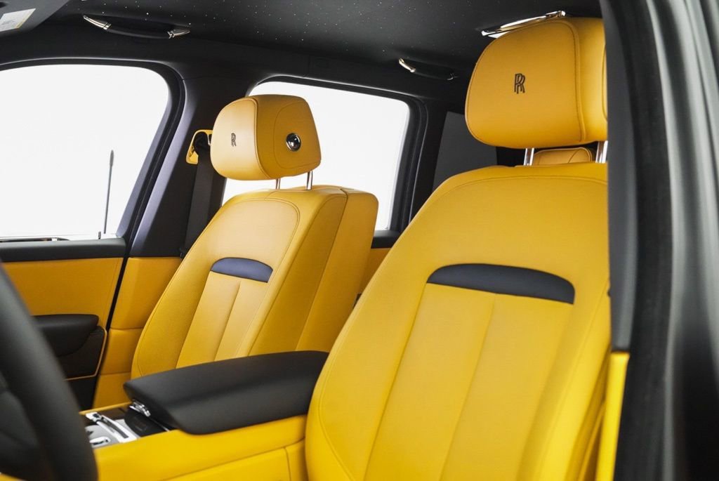 Certified 2024 Rolls-Royce Cullinan Black Badge w/ Driver's Package image 4