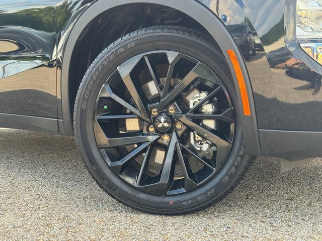 Used 2022 Mitsubishi Outlander SEL Black Edition AWD/4WD image 2