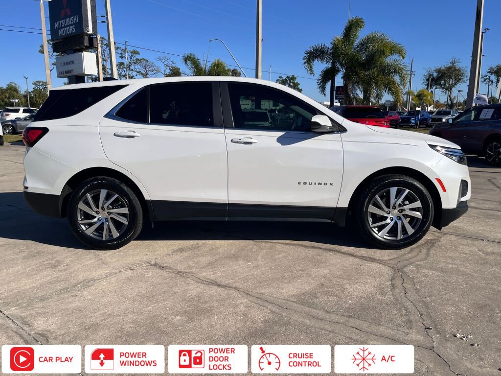 Used 2022 Chevrolet Equinox LT image 2