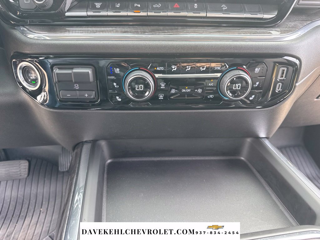 Used 2025 Chevrolet Silverado 3500 LTZ w/ LTZ Plus Package AWD/4WD image 17