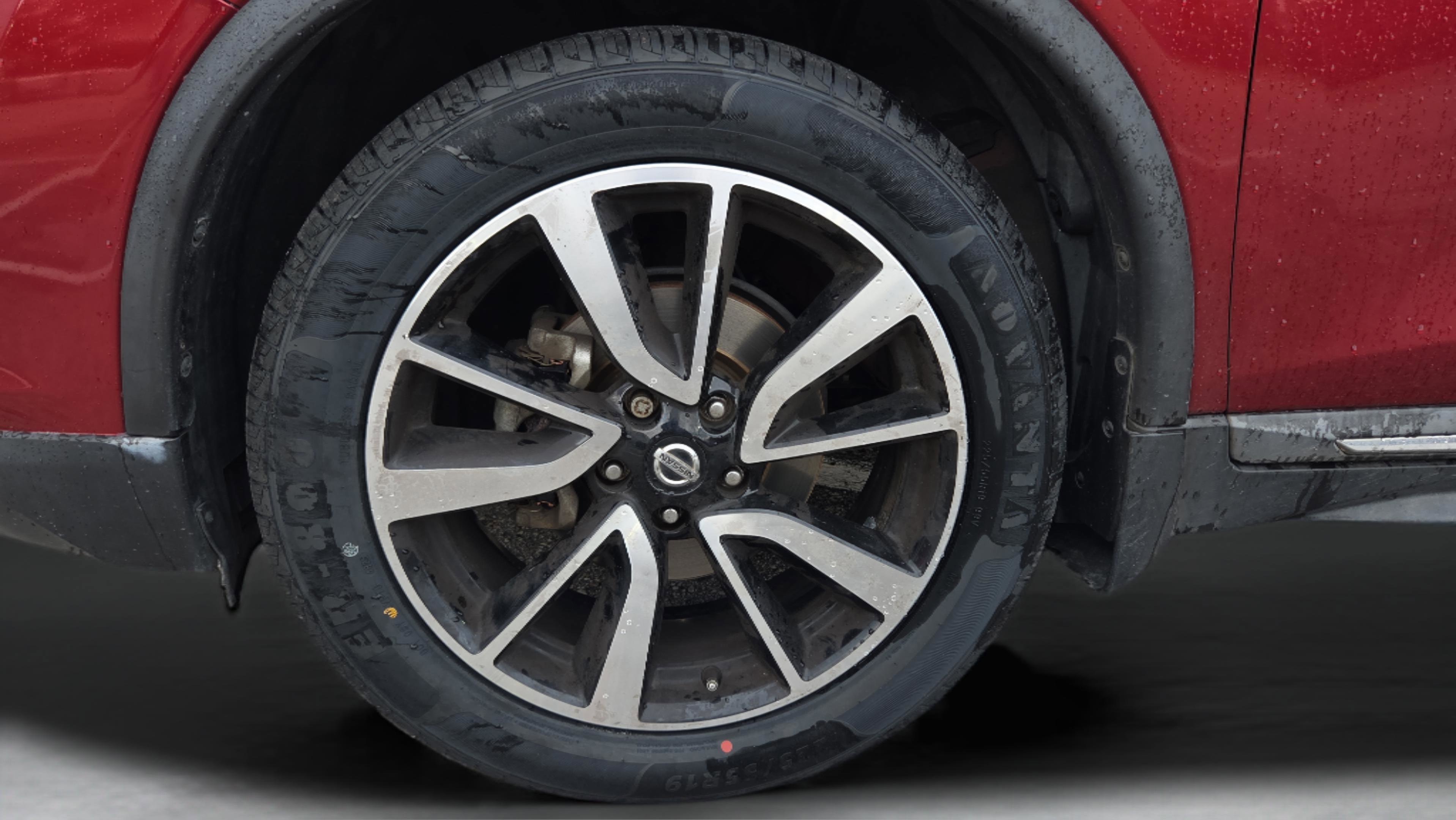 Used 2019 Nissan Rogue SL image 9