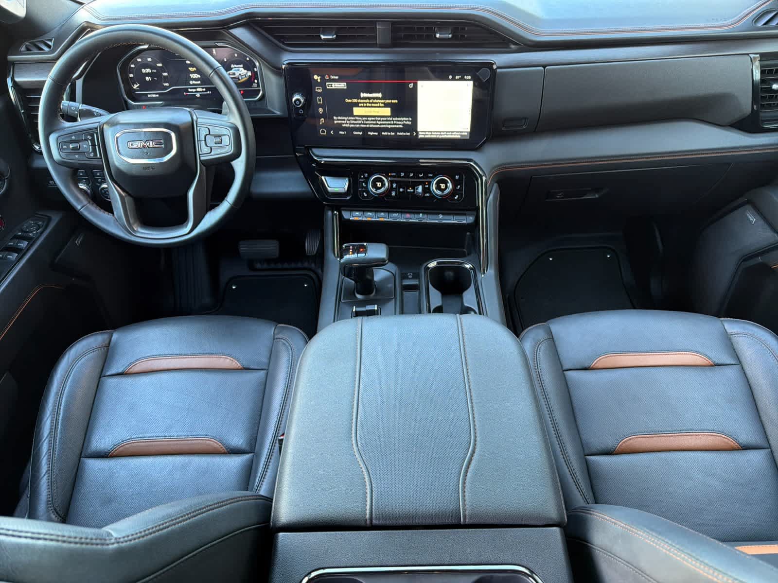 Used 2024 GMC Sierra 1500 AT4 w/ Technology Package AWD/4WD image 3