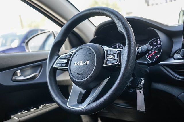 Certified 2023 Kia Forte LXS w/ LXS Technology Package FWD image 15