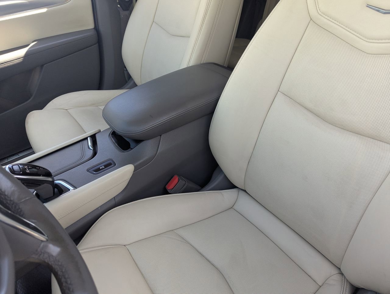 Used 2019 Cadillac XT5 Luxury image 20